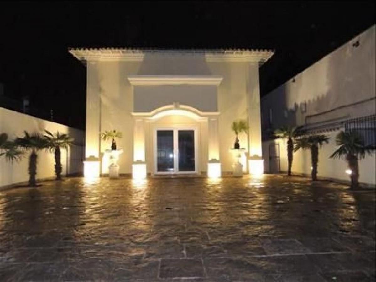 Casa de 2 dormitorios en Sao Paulo, Brazil No. 487326