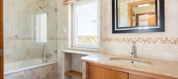 4 bedrooms Villa in Loule, Portugal No. 130132 4