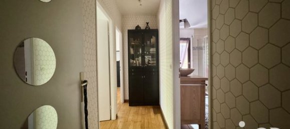 Apartamento de 3 dormitorios en Livry-Gargan, France No. 315589 9