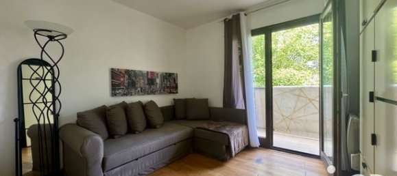 Apartamento de 3 dormitorios en Livry-Gargan, France No. 315589 11