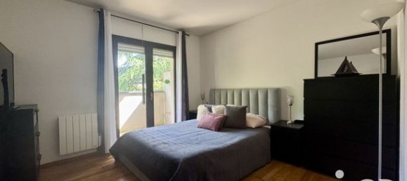Apartamento de 3 dormitorios en Livry-Gargan, France No. 315589 12
