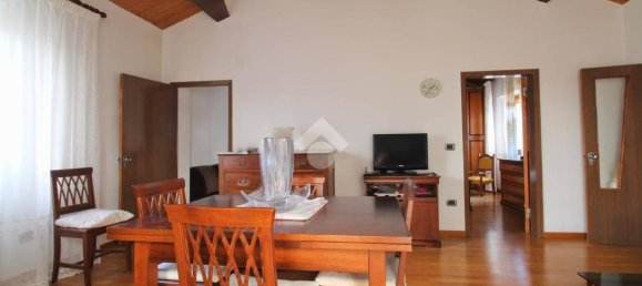 2 bedrooms Villa in Loreto, Italy No. 152824 3
