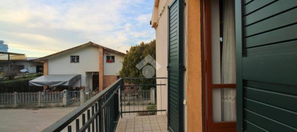 2 bedrooms Villa in Loreto, Italy No. 152824 4