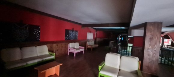 415m² Commercial property in Naples, Italy No. 267571 22