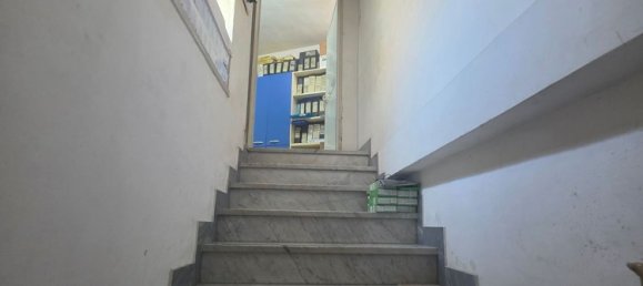 415m² Commercial property in Naples, Italy No. 267571 6