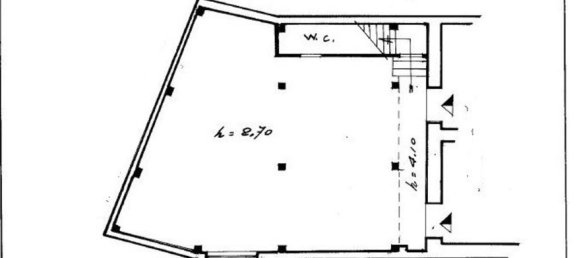 415m² Commercial property in Naples, Italy No. 267571 24