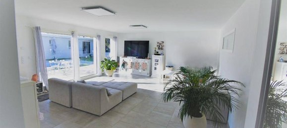 4 bedrooms Villa in Avignon, France No. 358310 6