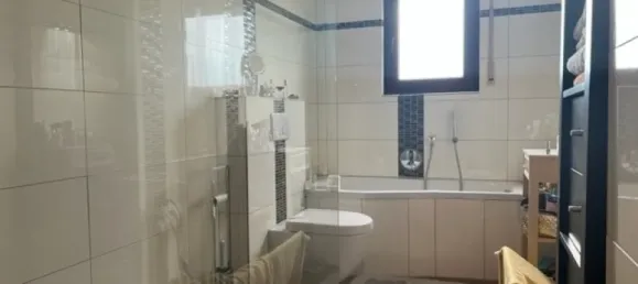 Здание с 8 спальнями в Бад-Дюркхайм, Германия № 66635 34