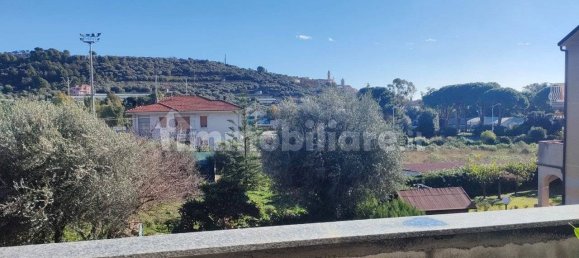 31 bedroom Apartment in San Bartolomeo al Mare, Italy No. 86697 7