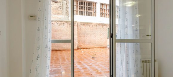 1 bedroom Apartment in Zaragoza, Spain No. 160038 10