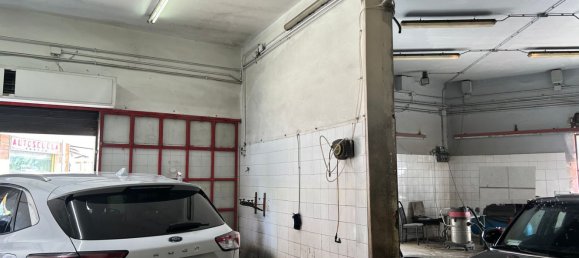 2 rooms Commercial property in Florence, Italy No. 136693 3