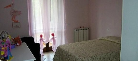 5-Zimmer Haus in Massa, Italy, Nr. 168987 5