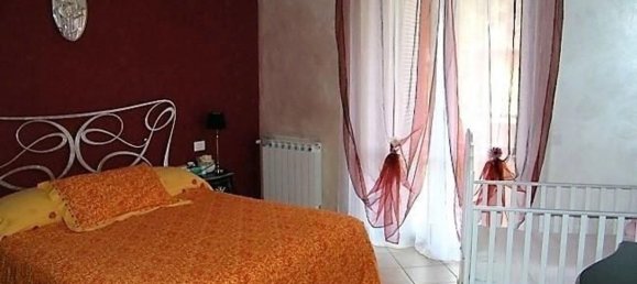 5-Zimmer Haus in Massa, Italy, Nr. 168987 6