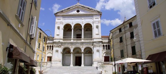 5-Zimmer Haus in Massa, Italy, Nr. 168987 12