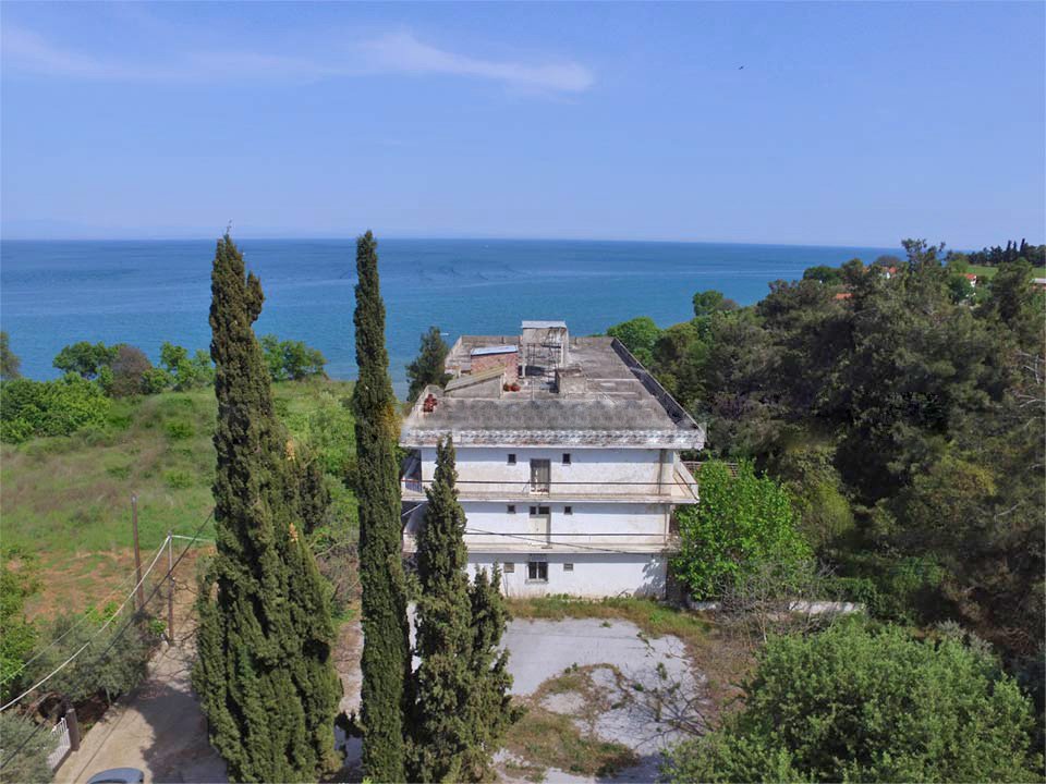 Casa geminada de 42 divisões em Kolindros, Greece N.º 6053