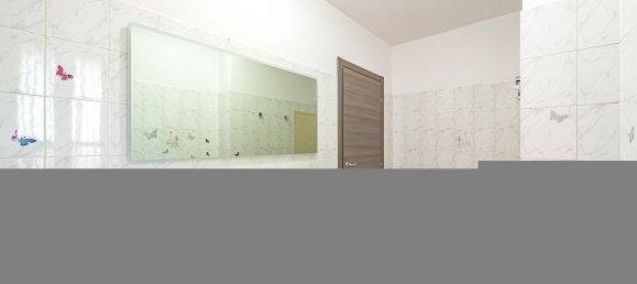 Дом с 6 комнатами в Буска, Италия № 110540 17