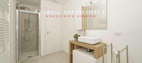 3غرفة شقة في Sirmione, Italy رقم 43456 16