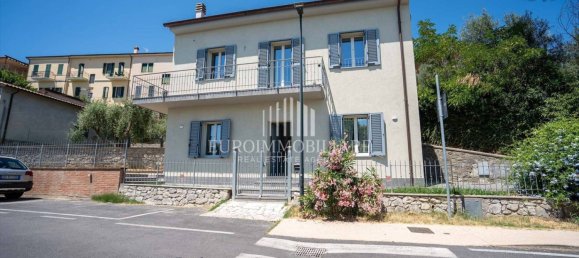 3 chambres Villa à Castiglione del Lago, Italy No. 353617 4