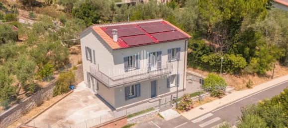 3 chambres Villa à Castiglione del Lago, Italy No. 353617 3