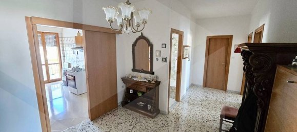 4-Zimmer Wohnung in Terlizzi, Italy, Nr. 17382 15