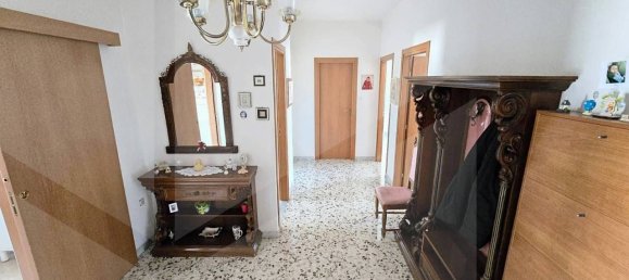 4-Zimmer Wohnung in Terlizzi, Italy, Nr. 17382 17