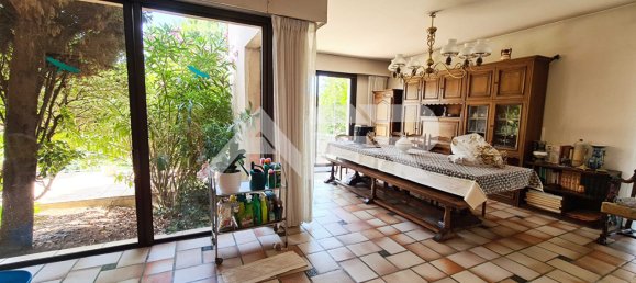 5 bedrooms House in Chatou, France No. 167670 4