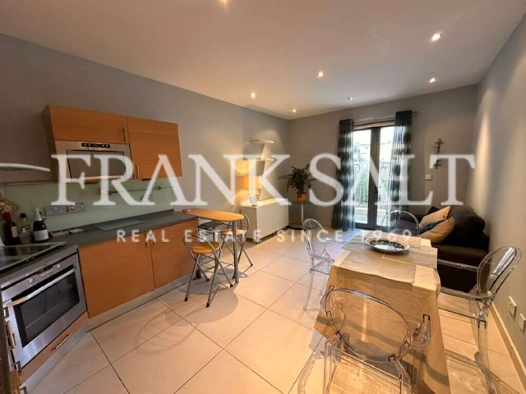 Apartamento T1 em Saint Julian's, Malta N.º 5080