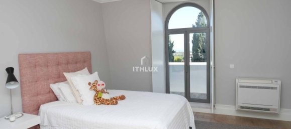 6 bedrooms Villa in Cascais, Portugal No. 94921 17