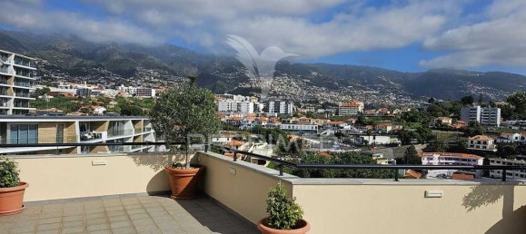 4 bedrooms Penthouse in Funchal, Portugal No. 124927 8