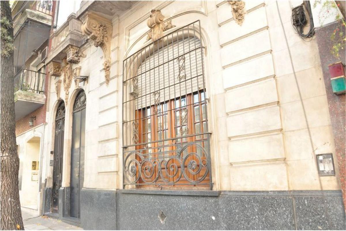 4 bedrooms House in Buenos Aires, Argentina No. 69698