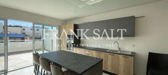 2 bedrooms Apartment in Saint Julian's, Malta No. 4712 2