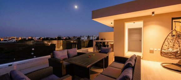 Квартира с 2 спальнями в Паралимни, Кипр № 17180 10