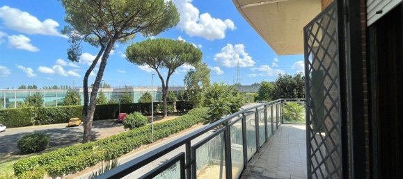 3 rooms Apartment in Rome, Italy No. 276500 8