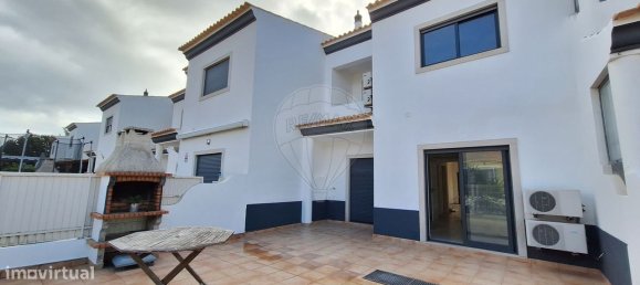 3 bedrooms House in Ferreiras, Portugal No. 18571 5