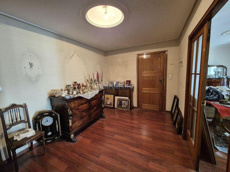 5 bedrooms Apartment in Ourense, Spain No. 212217