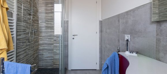 6 bedrooms House in Florence, Italy No. 372457 19