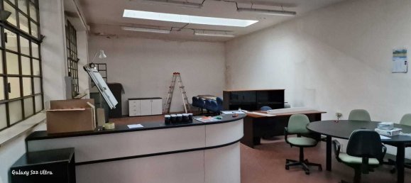 458m² Warehouse in Anzano del Parco, Italy No. 187597 7