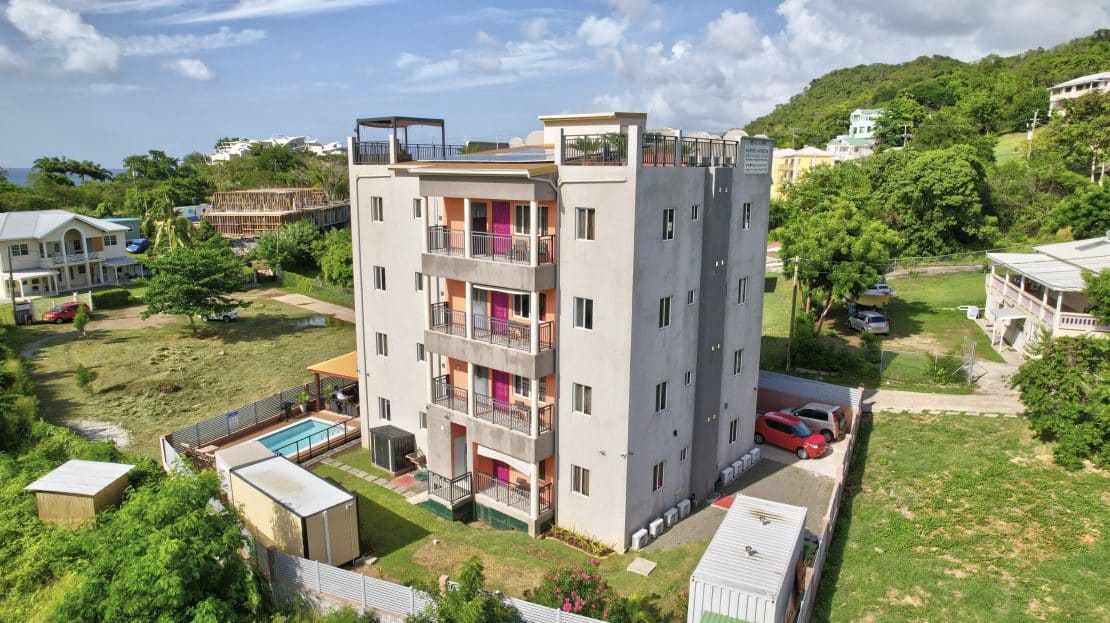 Кафе / ресторан с 2 спальнями в Point Salines, Гренада № 11