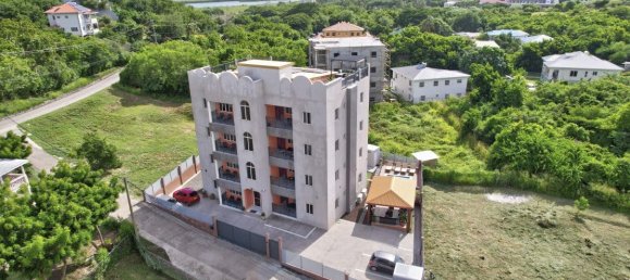 Кафе / ресторан с 2 спальнями в Point Salines, Гренада № 11 6