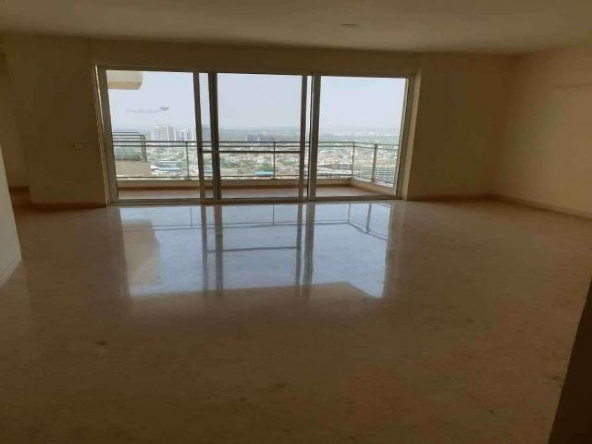 3 bedrooms House in Gurgaon, India No. 18320