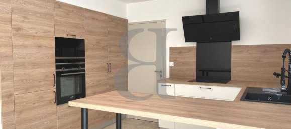 3 Schlafzimmer Villa in Carpentras, France, Nr. 360736 4