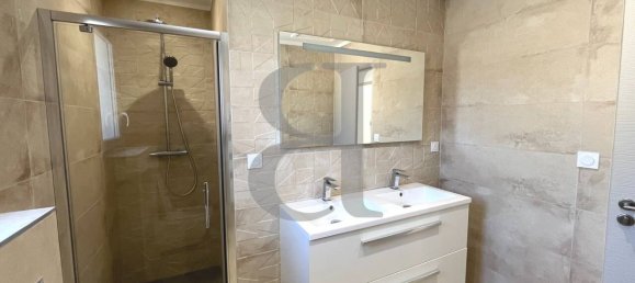 3 Schlafzimmer Villa in Carpentras, France, Nr. 360736 8