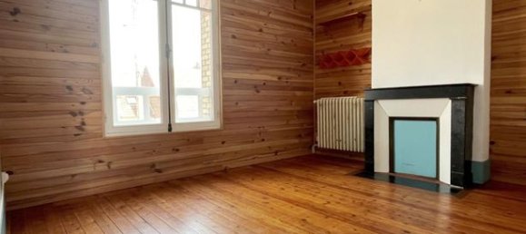 4 Schlafzimmer Haus in Margny-les-Compiegne, France, Nr. 300372 7