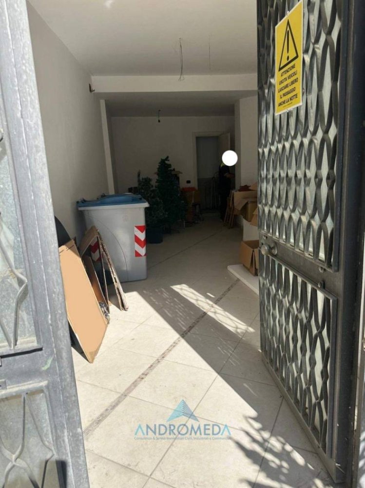 30m² Parking in Casoria, Italy No. 304553