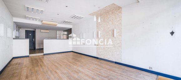 Edificio de 5 habitaciónes en Bourgueil, France No. 226993 2