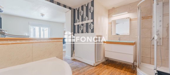 Edificio de 5 habitaciónes en Bourgueil, France No. 226993 8