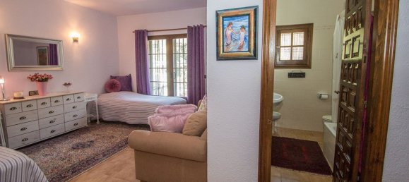 4 bedrooms Villa in Albir, Spain No. 13204 13