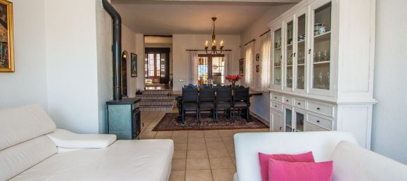 4 bedrooms Villa in Albir, Spain No. 13204 4