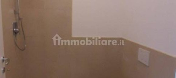 Propiedad comercial de 2 habitaciónes en Brescia, Italy No. 6642 12