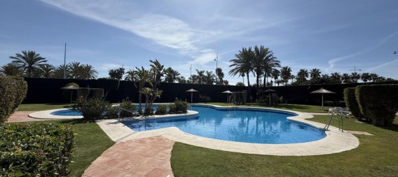 Apartamento de 2 dormitorios en Marbella, Spain No. 124582 25